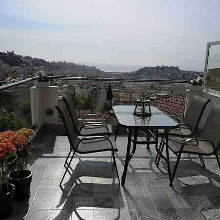Souzana's - Unique View- μονοκατοικια! Apartamento