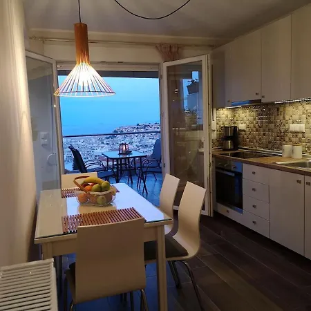 Souzana's - Unique View- μονοκατοικια! Apartment *